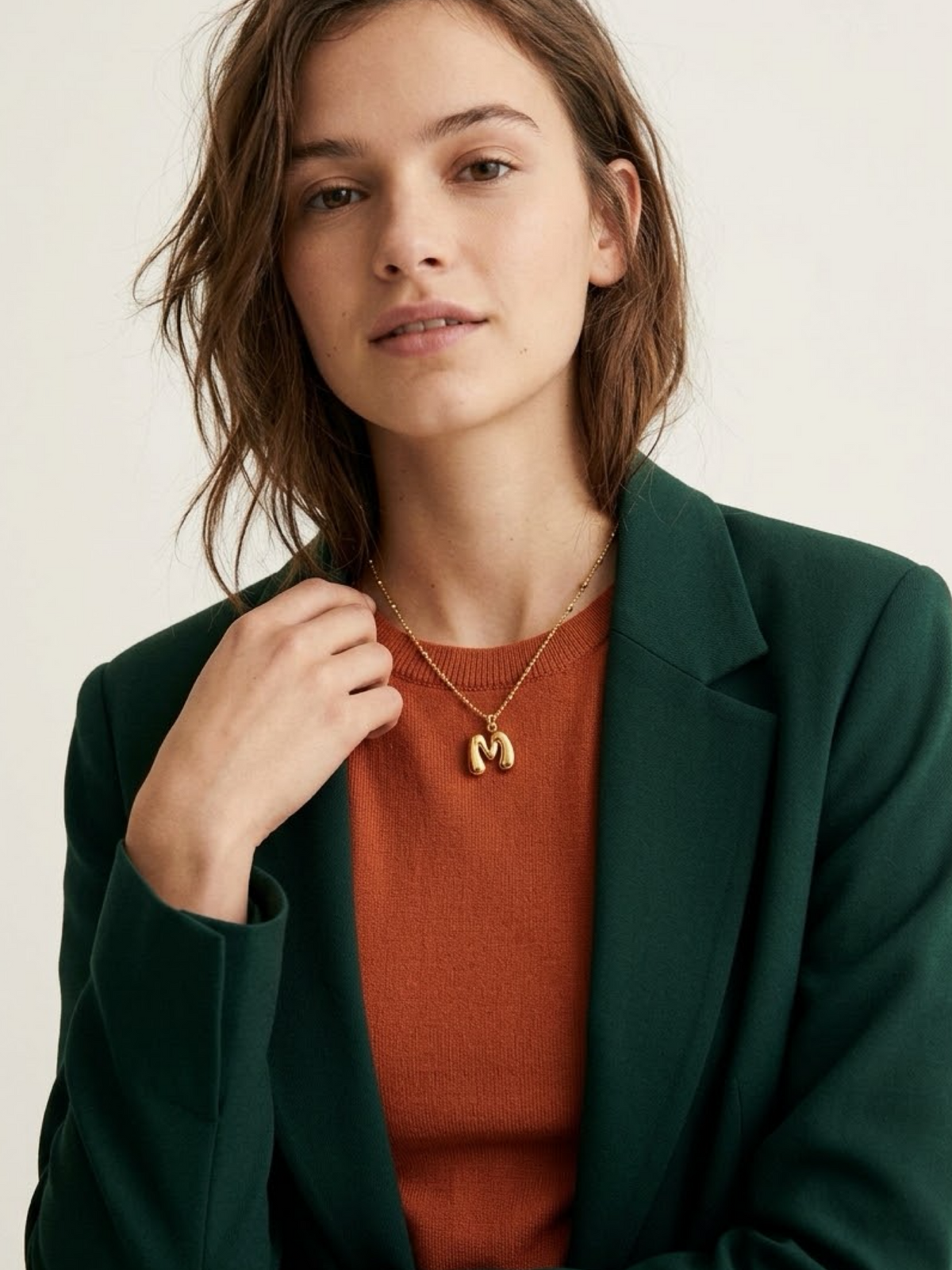 Collar Inicial Globe